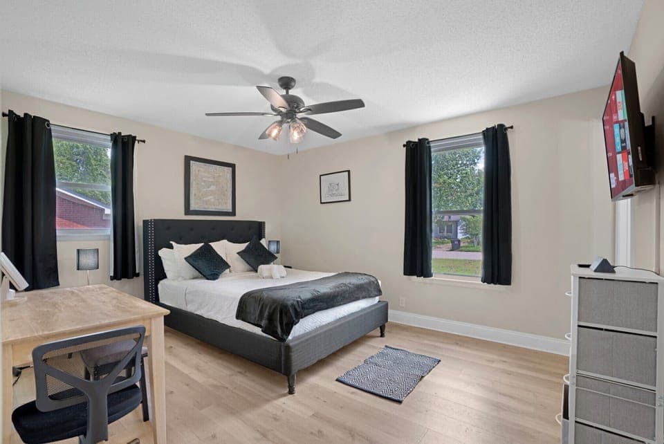 Queen Bed [43" Smart  TV and Desk]
