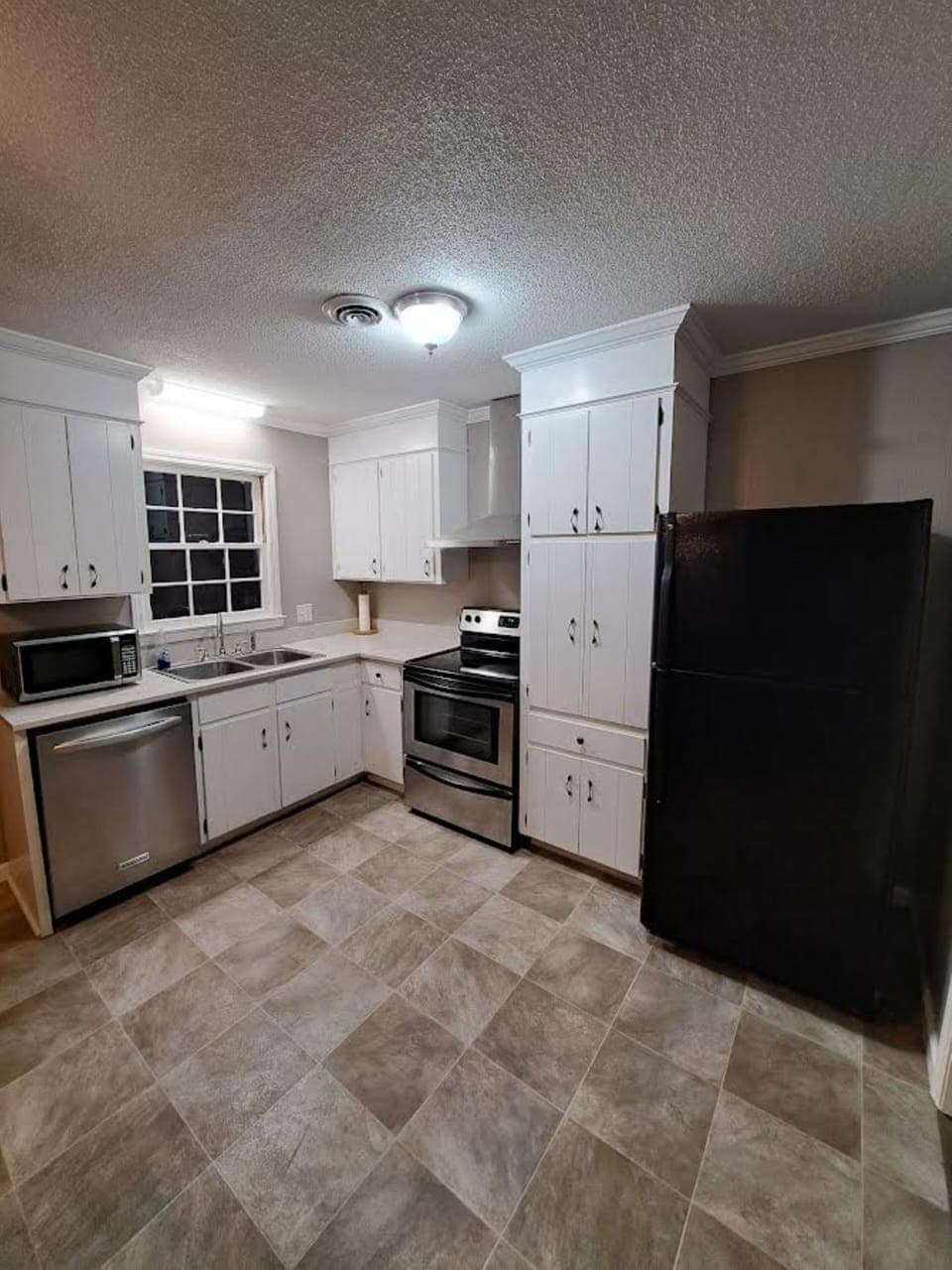Eat in Kitchen
