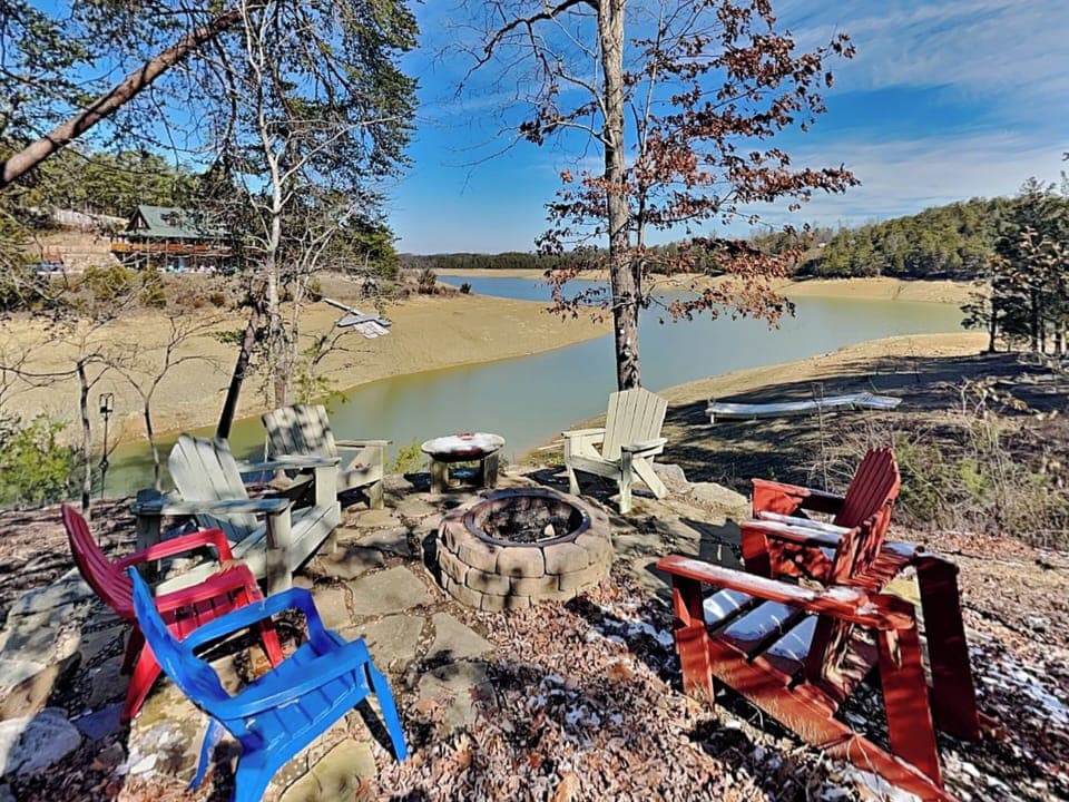 Welcome to Kajun Kove - Winter View of Douglas Lake