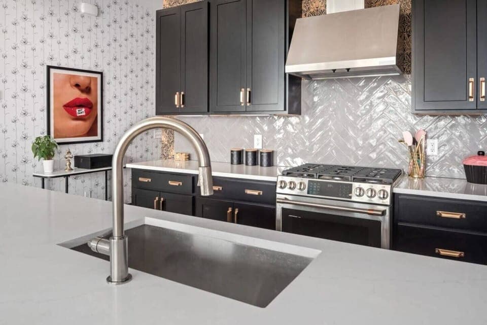 Beautiful gourmet kitchen!