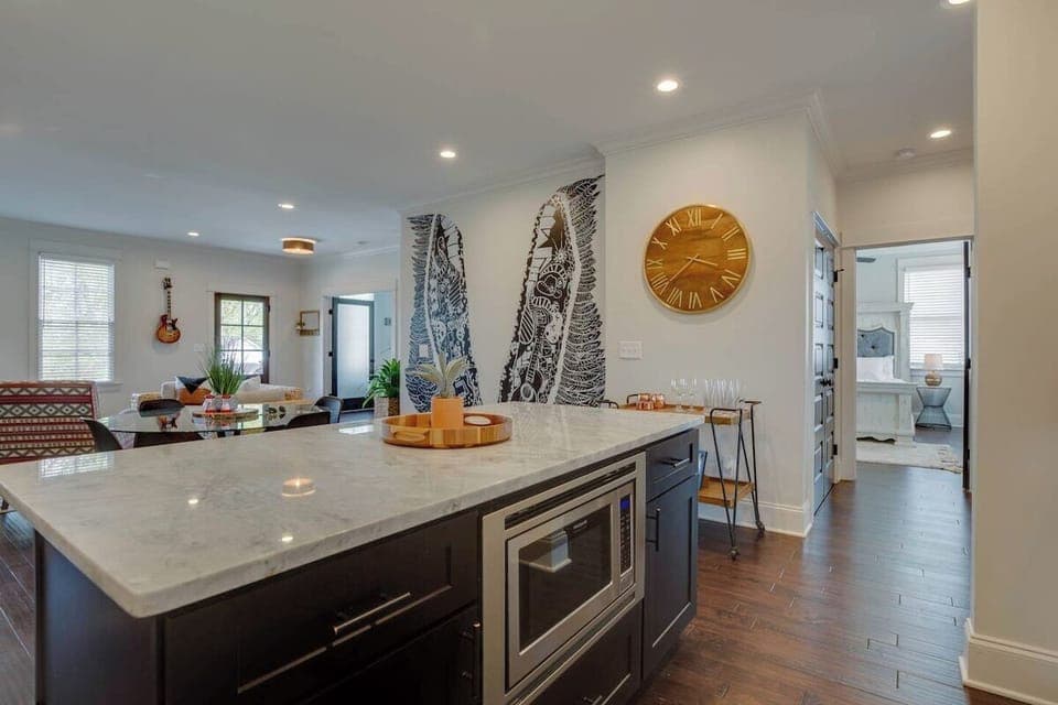 Large island in the kitchen.