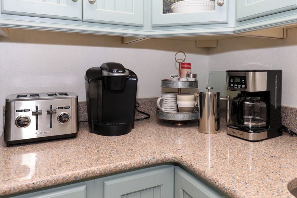 Keurig, Drip, and French Press Coffee and Toaster