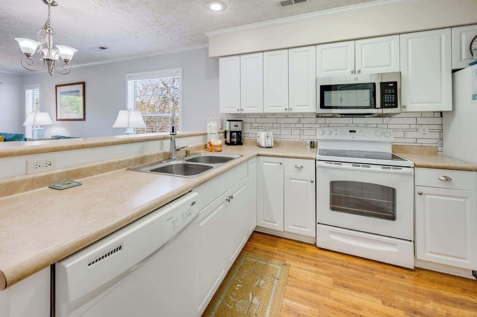 Large Kitchen Area