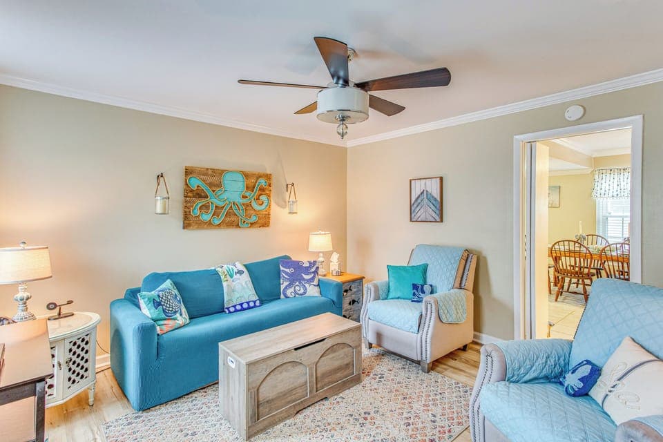 North Myrtle Beach Vacation Rental | 2BR | 1.5BA | Stairs Required | 986 Sq Ft