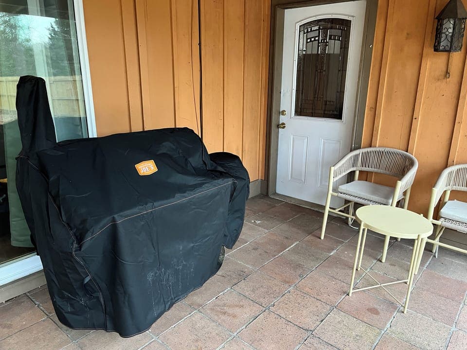 Smoker/Grill - Charcoal not included
