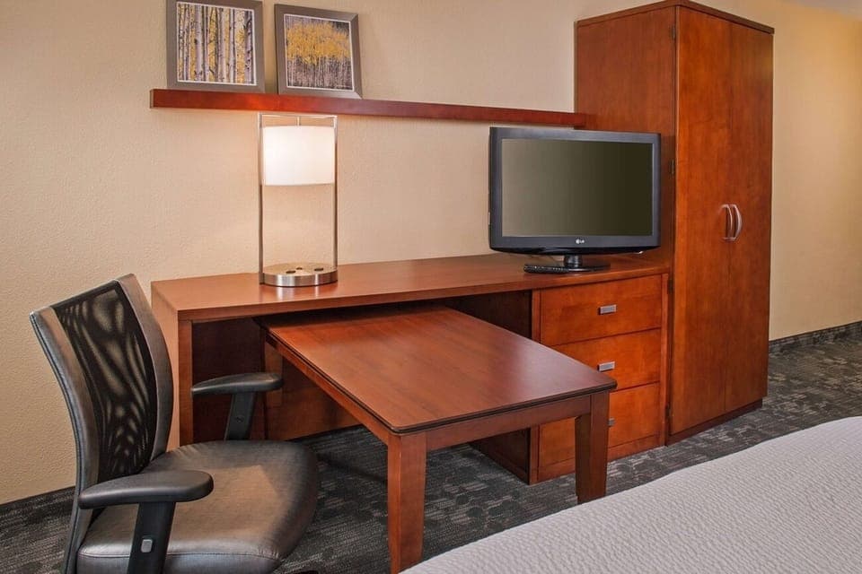 Settle in at the desk and stay productive with ease.