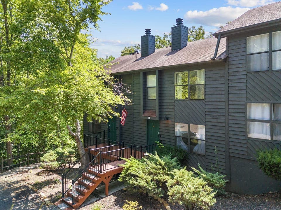 Our charming resort apartments offer a front-row seat to the breathtaking beauty of the Smoky Mountains.