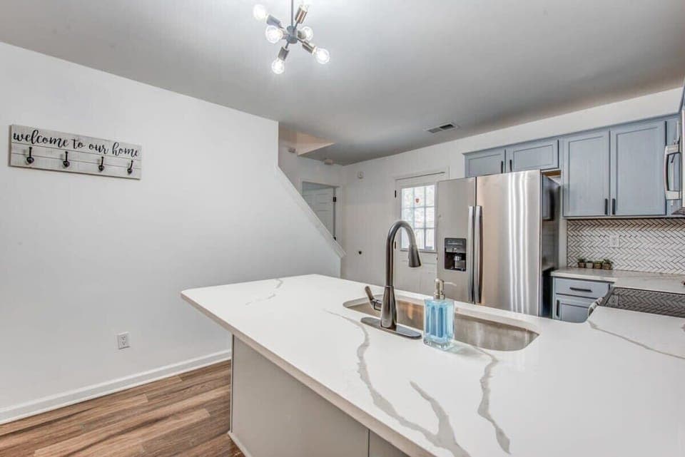 Kitchen sink