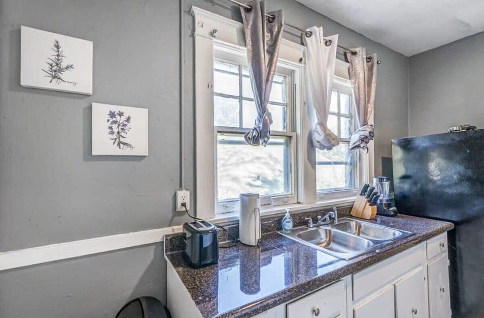 Left Unit - Kitchen