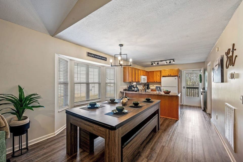 Large dining table with seating up to 6 people 