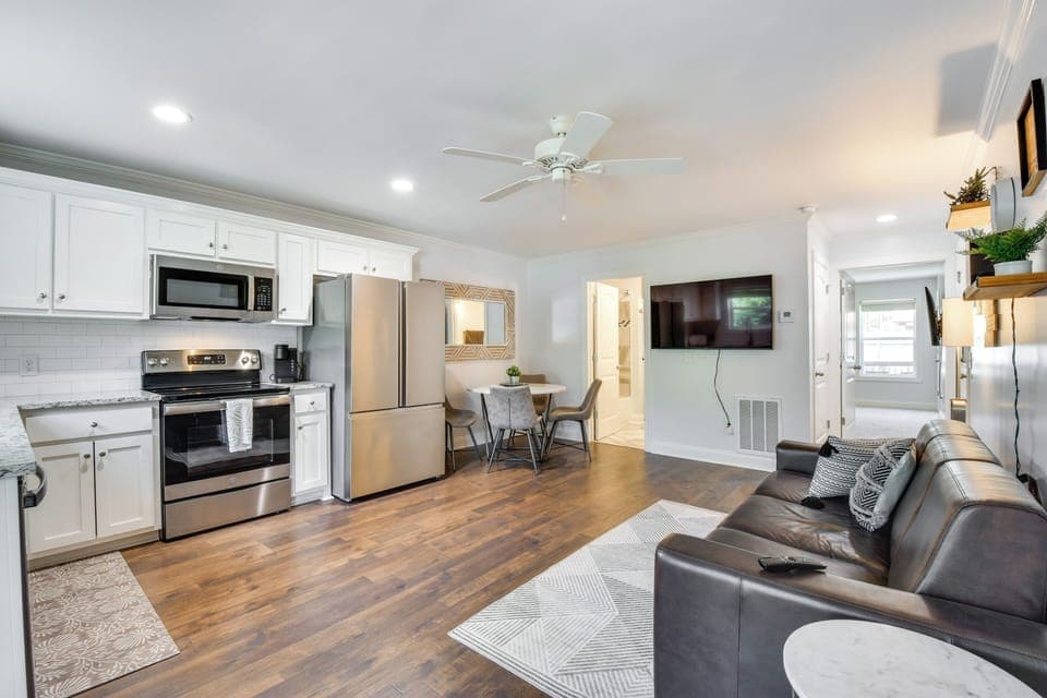 Helen Vacation Rental | 1BR | 1BA | 800 Sq Ft | Stairs Required