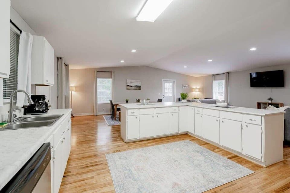 Spacious kitchen
