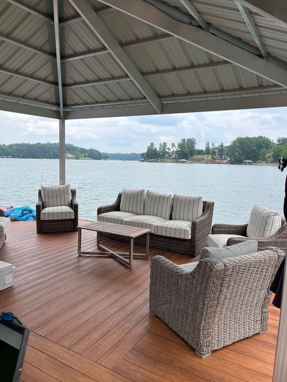 Dock