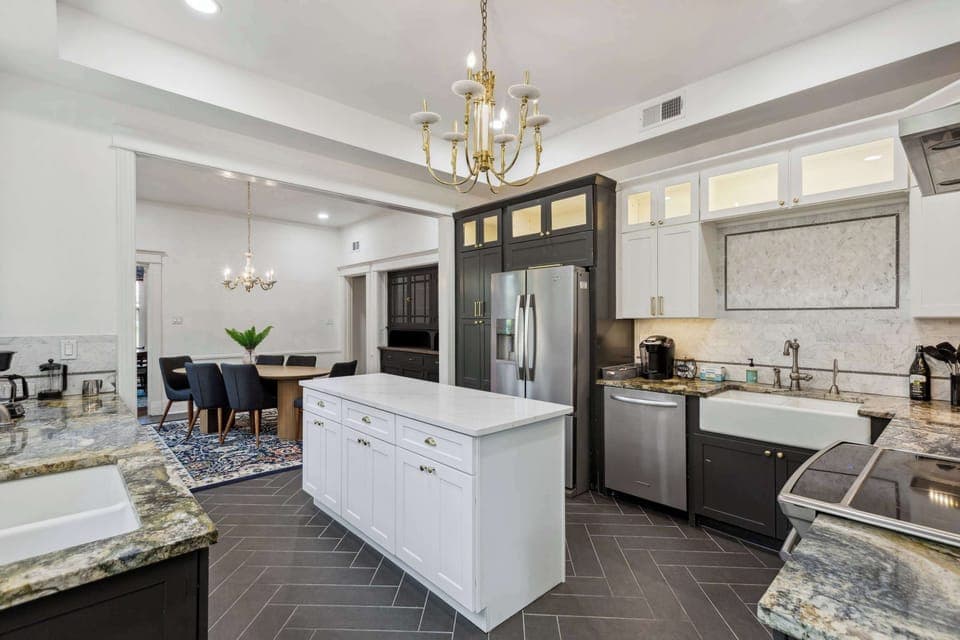 Kitchen 1
