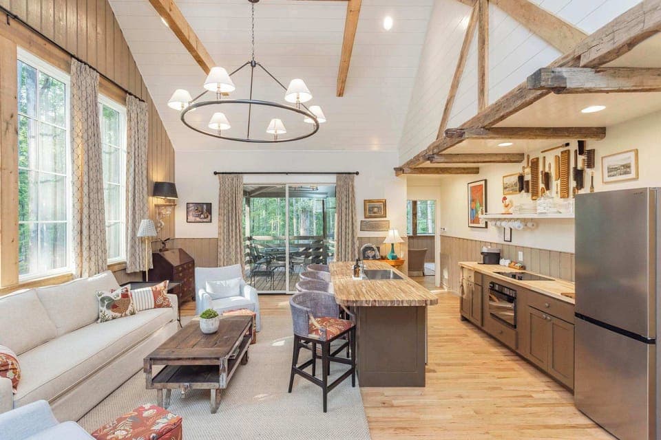 Luxurious Design and Spacious Comfort