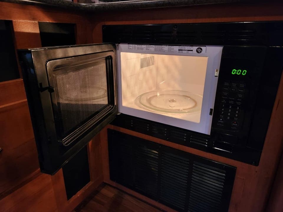 Microwave