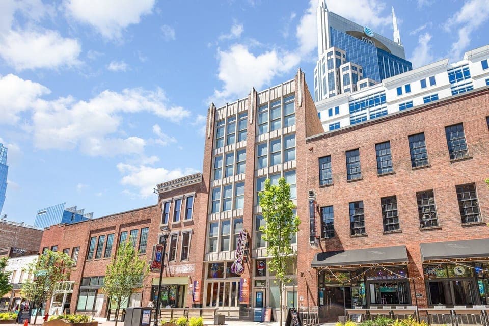 The building is right next to Broadway with some of Nashville's premier Honky-Tonks right across the street!