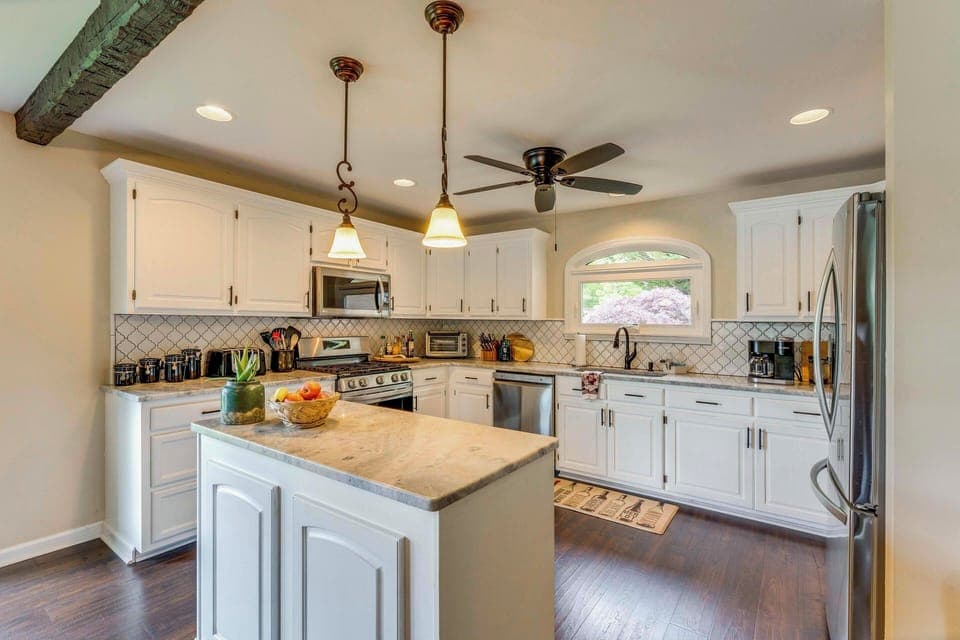 Kitchen | Main Level | K-Duo Keurig Coffee Maker | Dishwasher
