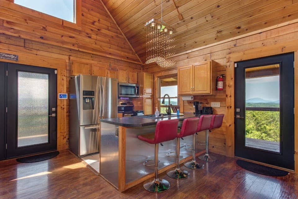 Lakeview Serenity's fully-equipped kitchen