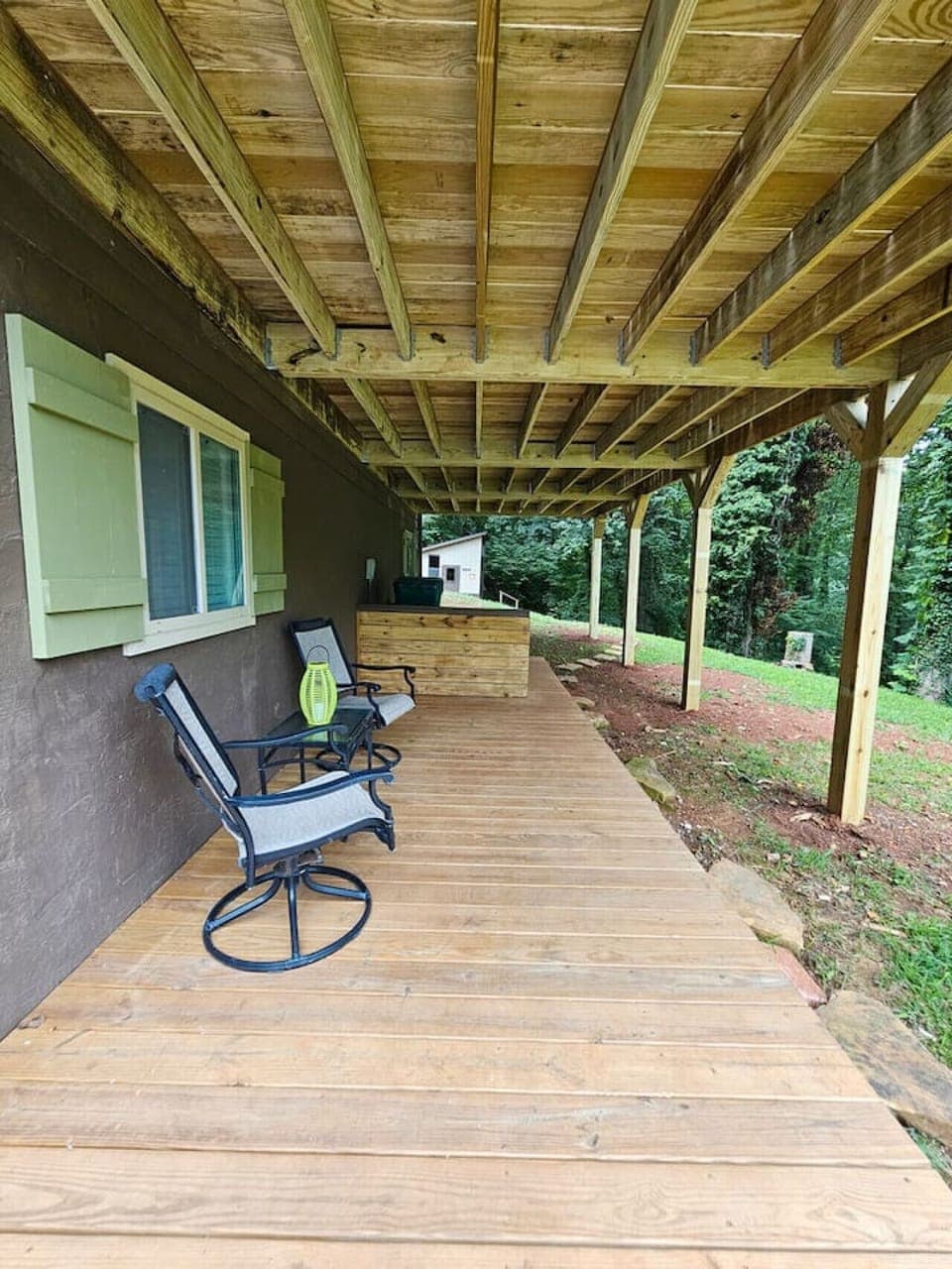 Lower Level Front Porch 