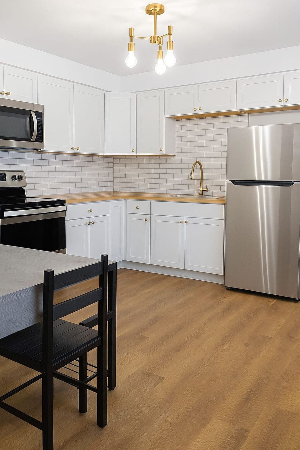 Stocked Kitchen For Everyday Needs.