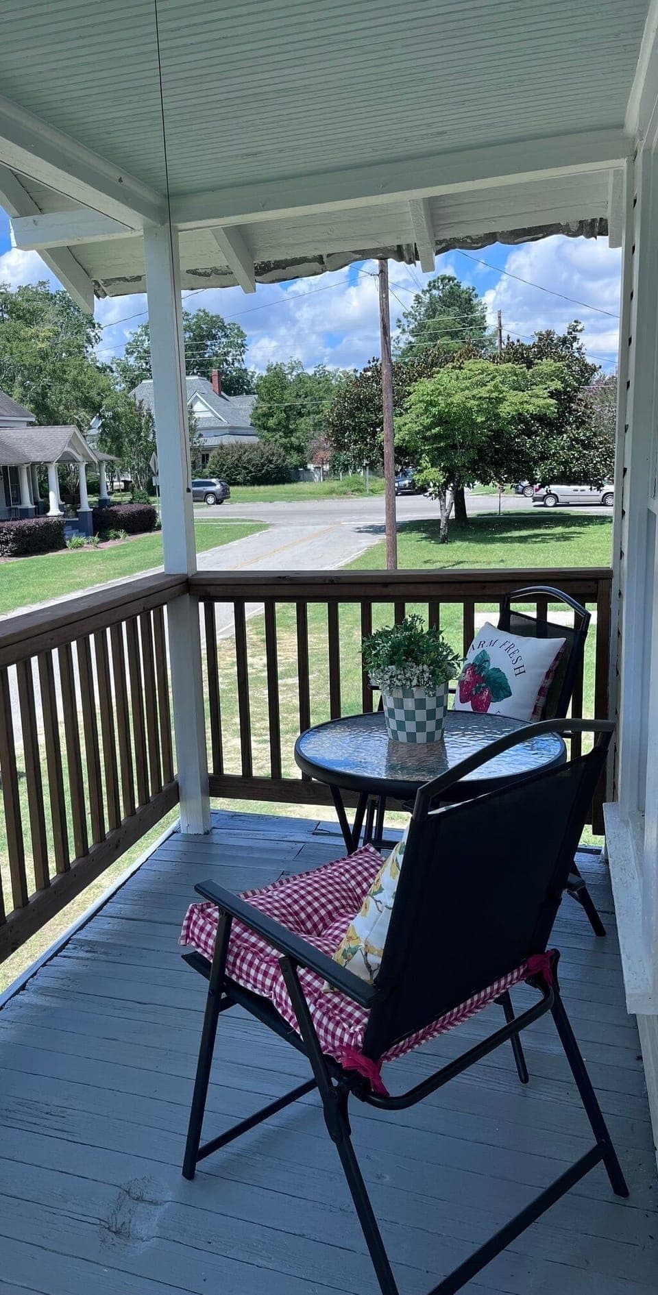 Outdoor dining