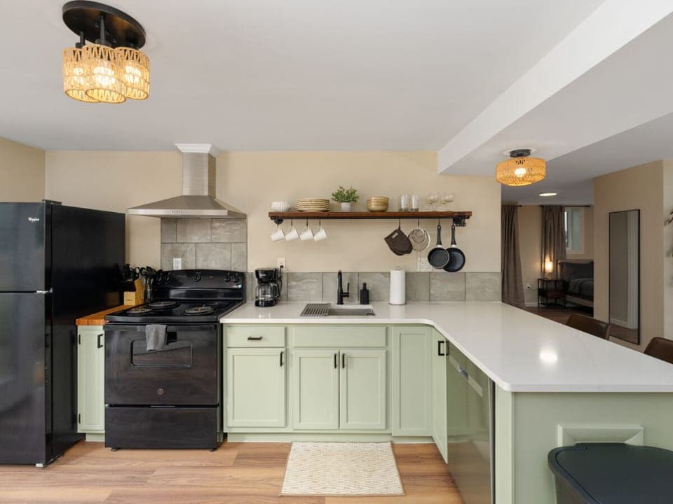 Clean, cozy, and fully equipped—just bring your favorite recipe! 🥘