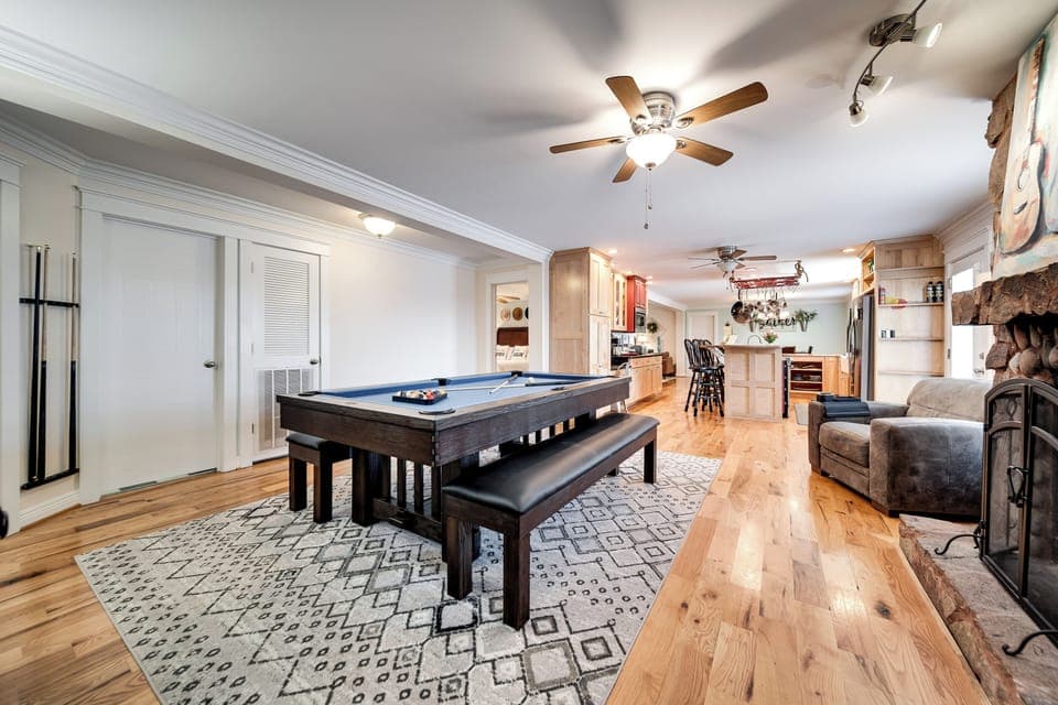 Game room