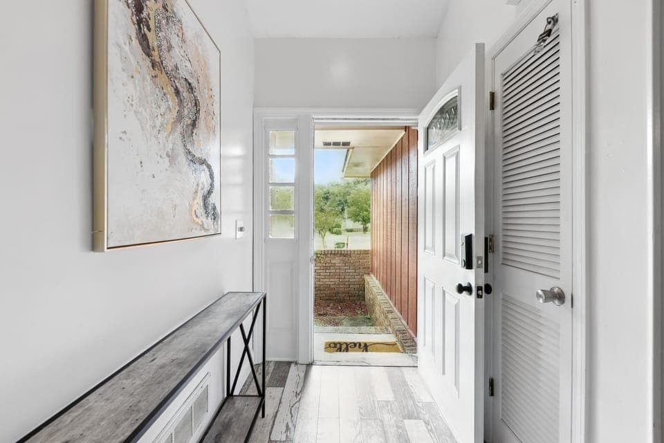 Indoors, Floor, Architecture, Building, Door