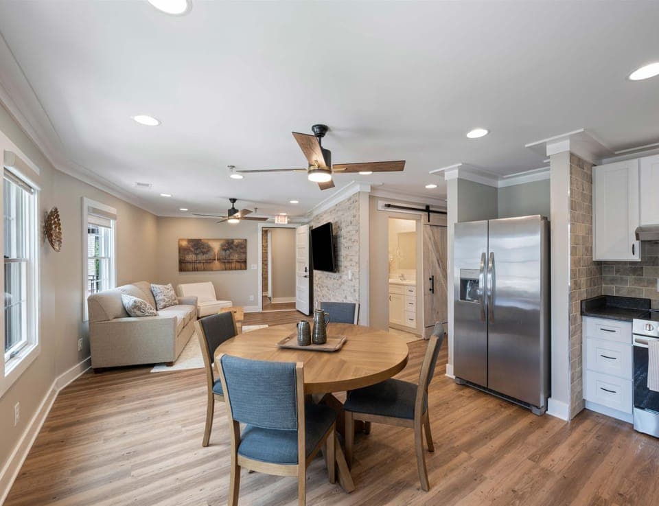 Make mealtime memories together at Suite C-22’s dining table, seating 4​​