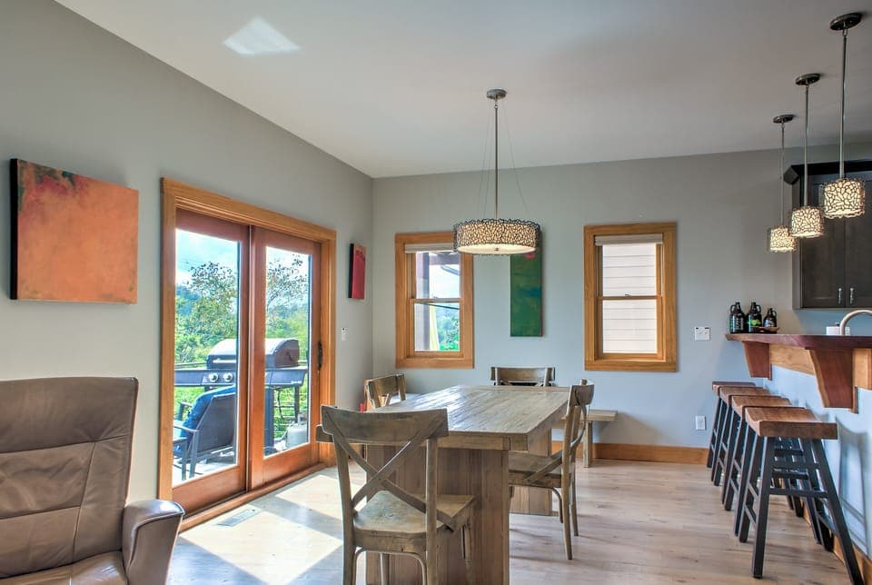 Bar Seating for 4