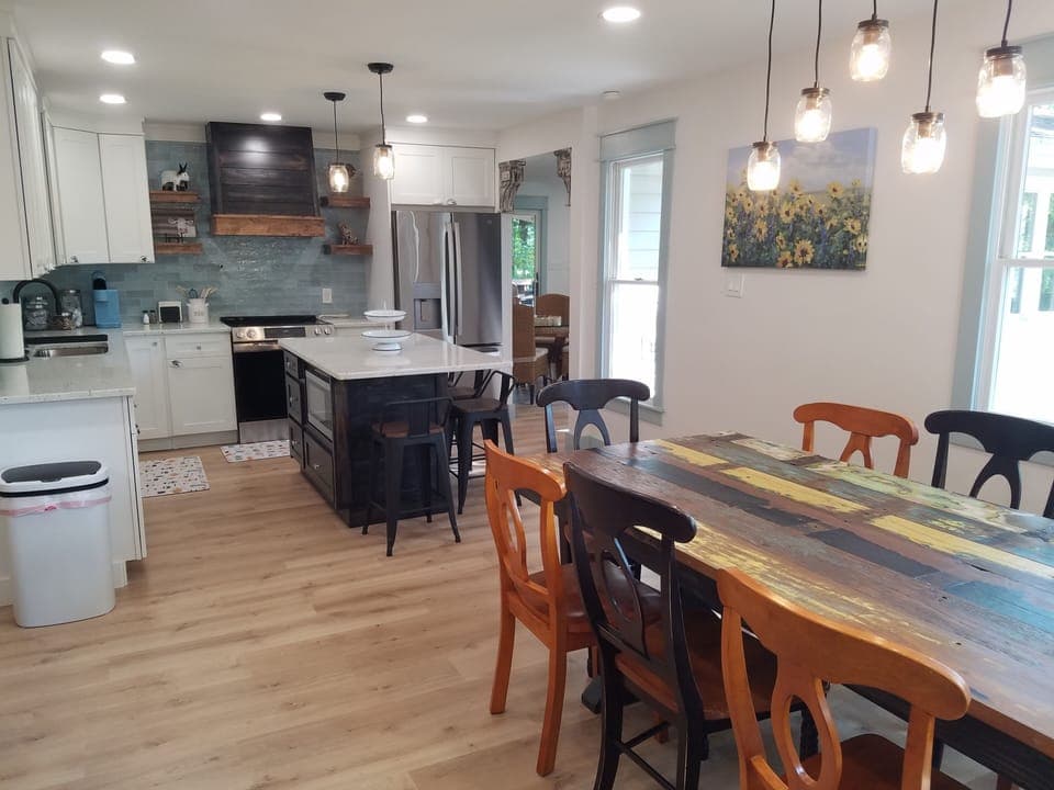 Kitchen/dining