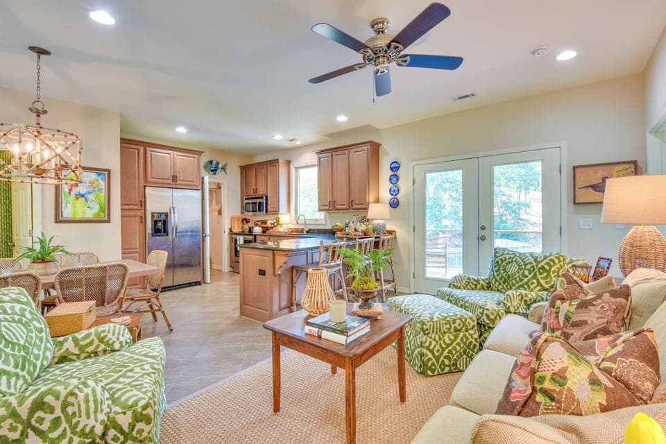 Living Room | Main Floor