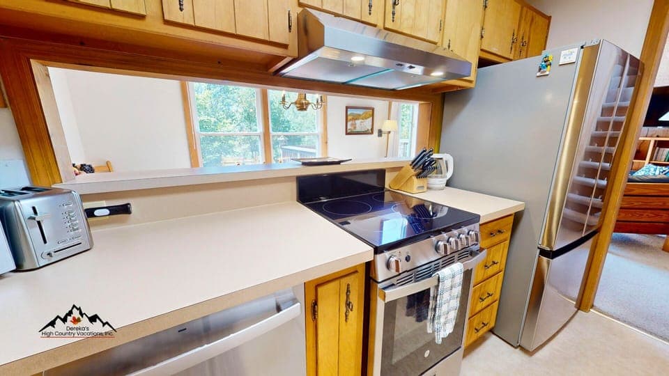 18 Kitchen