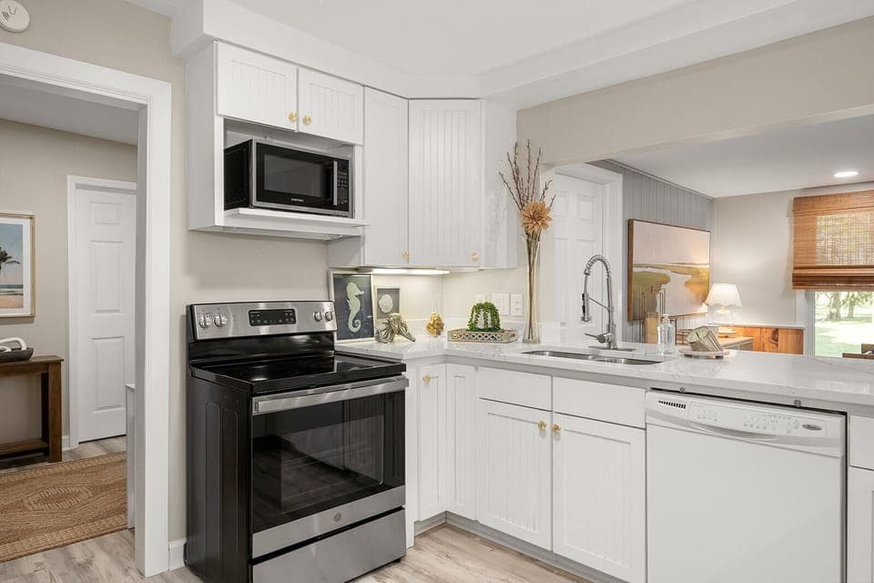 fully stocked kitchen