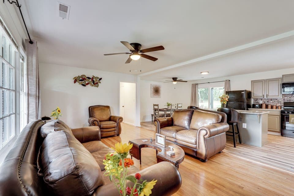 Multiple Living Spaces | Pool Table | Smart TVs