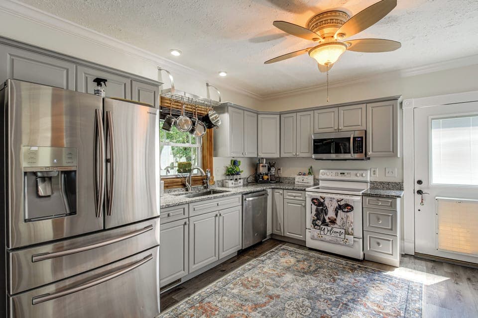 Kitchen | 1st Floor
