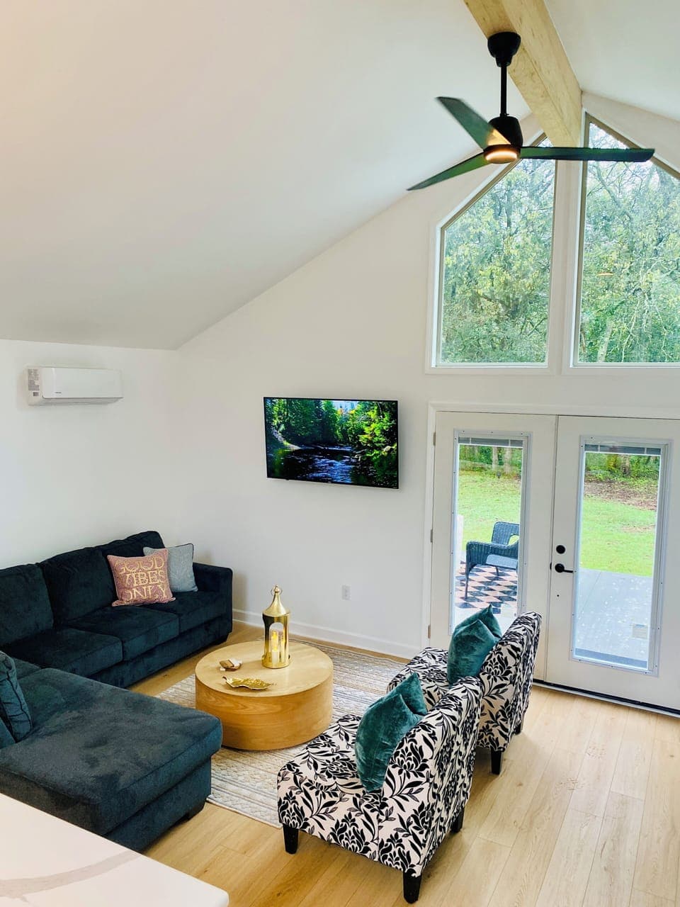 Cathedral windows, vaulted ceilings, peaceful and serene setting