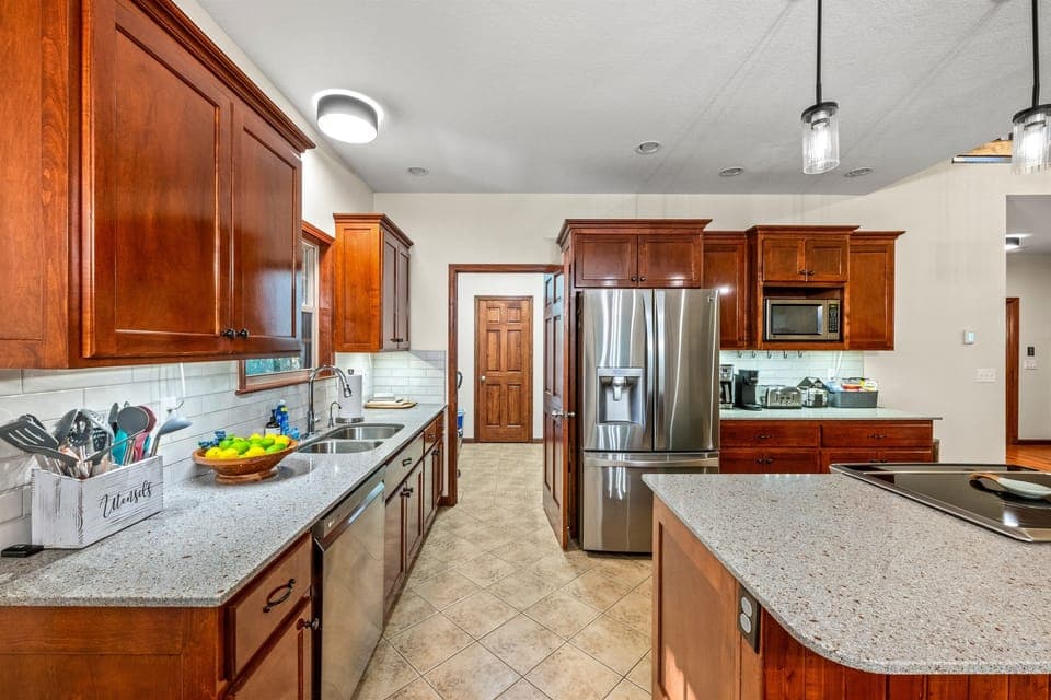 Chef-ready and fully equipped. This kitchen is designed for effortless meal prep and easy gathering.