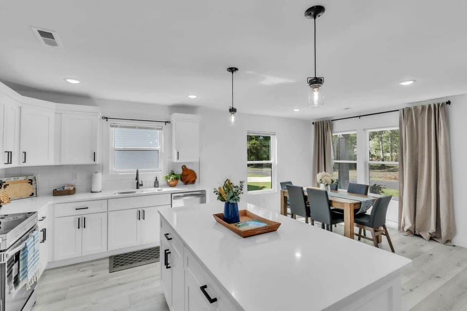 Kitchen/Dining