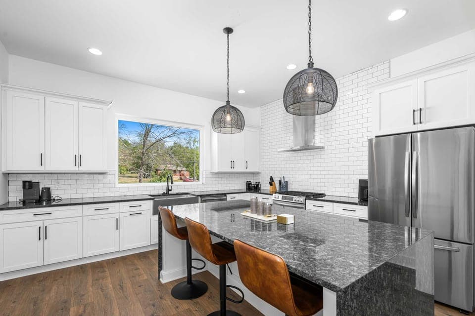 Cook your favorite meals in our spacious, fully equipped kitchen!
