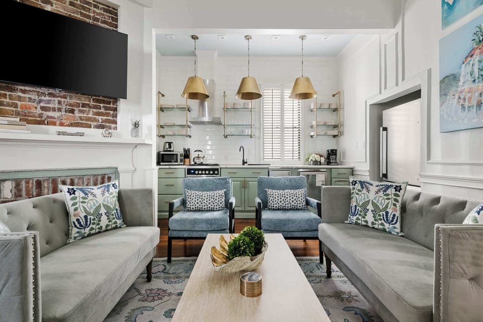 Living room 5 with plenty of seating for your group + TV!