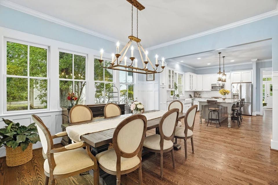 Dining room - 8 chairs at dining table, 4 more folding chairs available