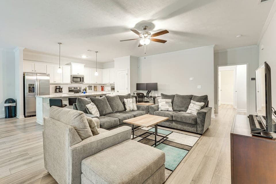 Aiken Vacation Rental | 3BR | 2.5BA | 2,324 Sq Ft | Stairs Required