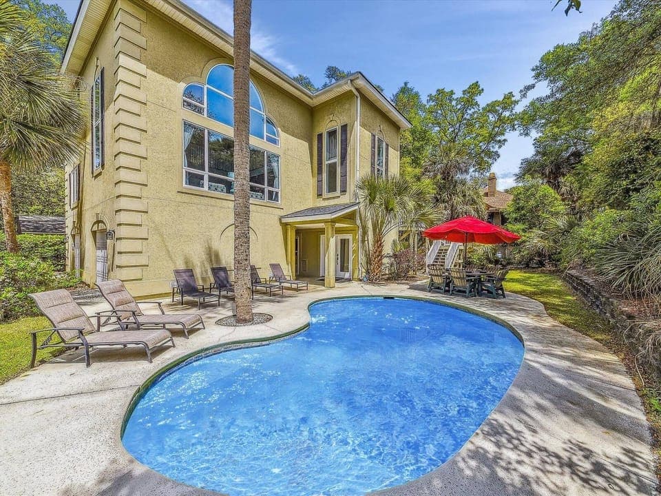 Private Pool Oasis – Cool off or soak up the sun in your own private pool, just steps from the beach.