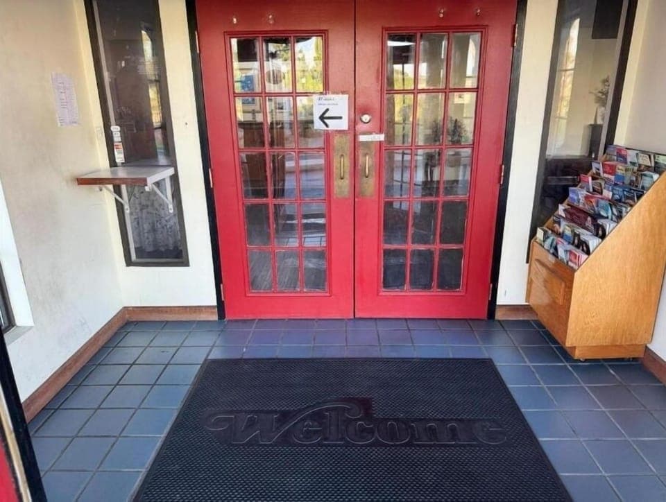 Arrive with ease through the main entrance and feel welcomed.