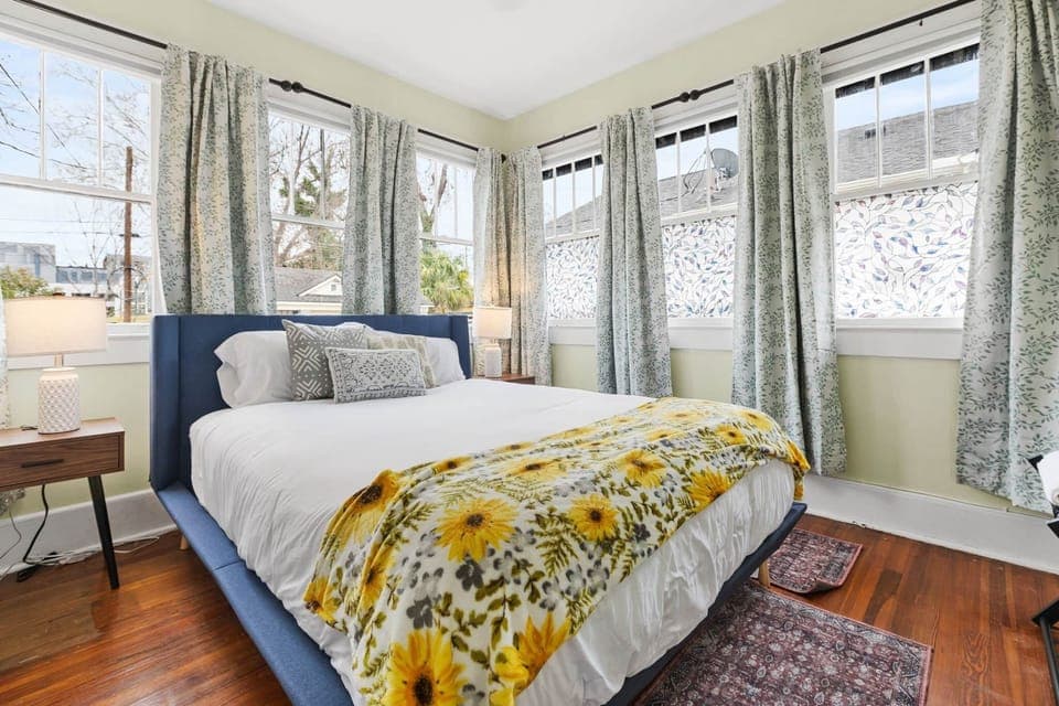 Queen Bedroom