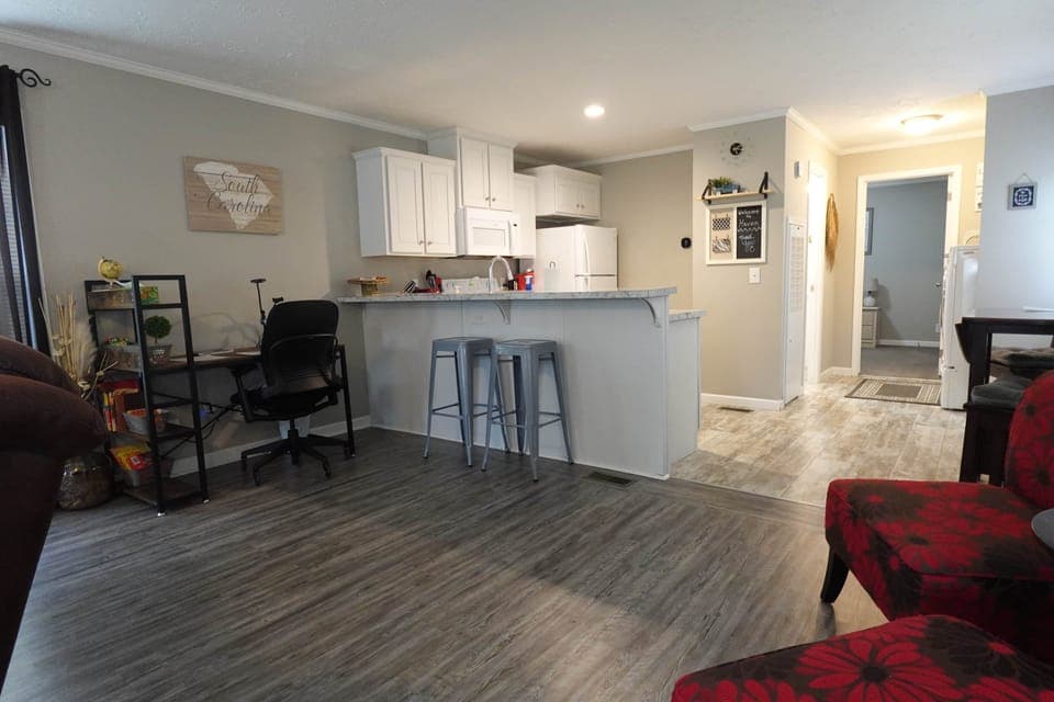 Main Room 094