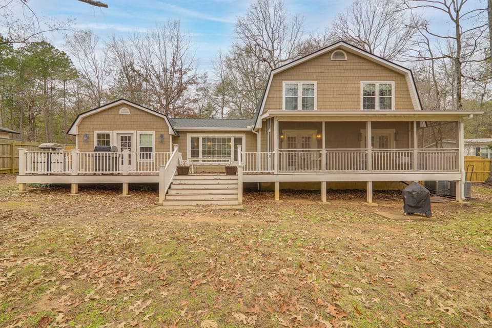 Eatonton Vacation Rental | 3BR | 2.5BA | 2,000 Sq Ft | Step-Free Entry