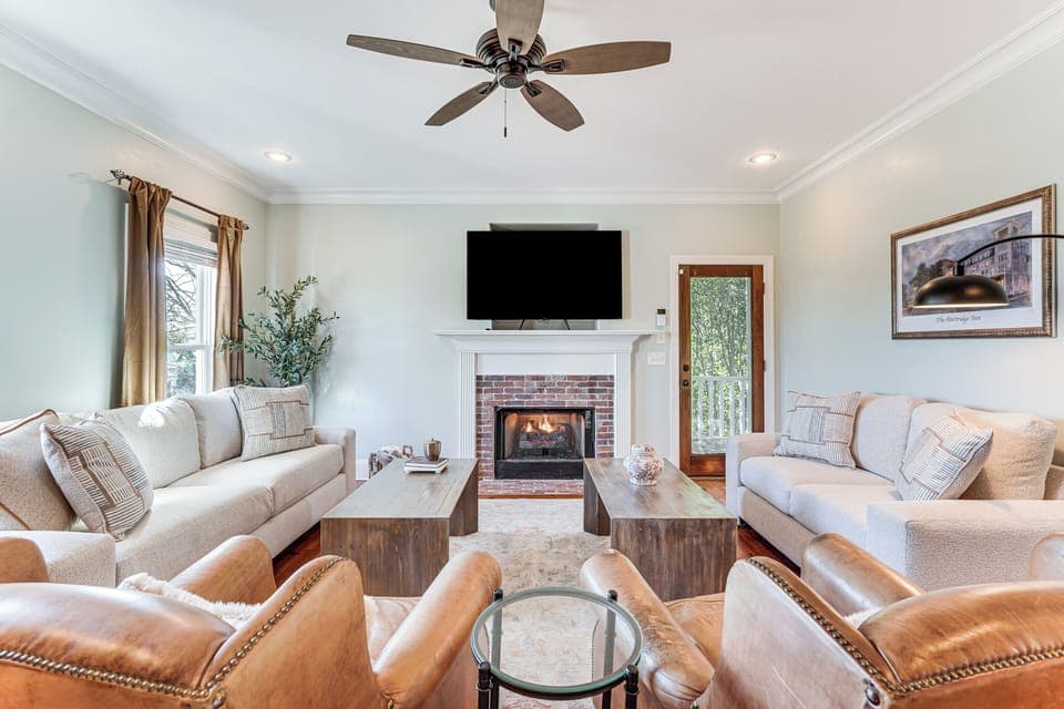 Augusta Vacation Rental | 3BR | 3.5BA | 1,750 Sq Ft | 5 Steps to Enter